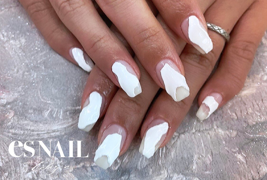 ホワイトネイル