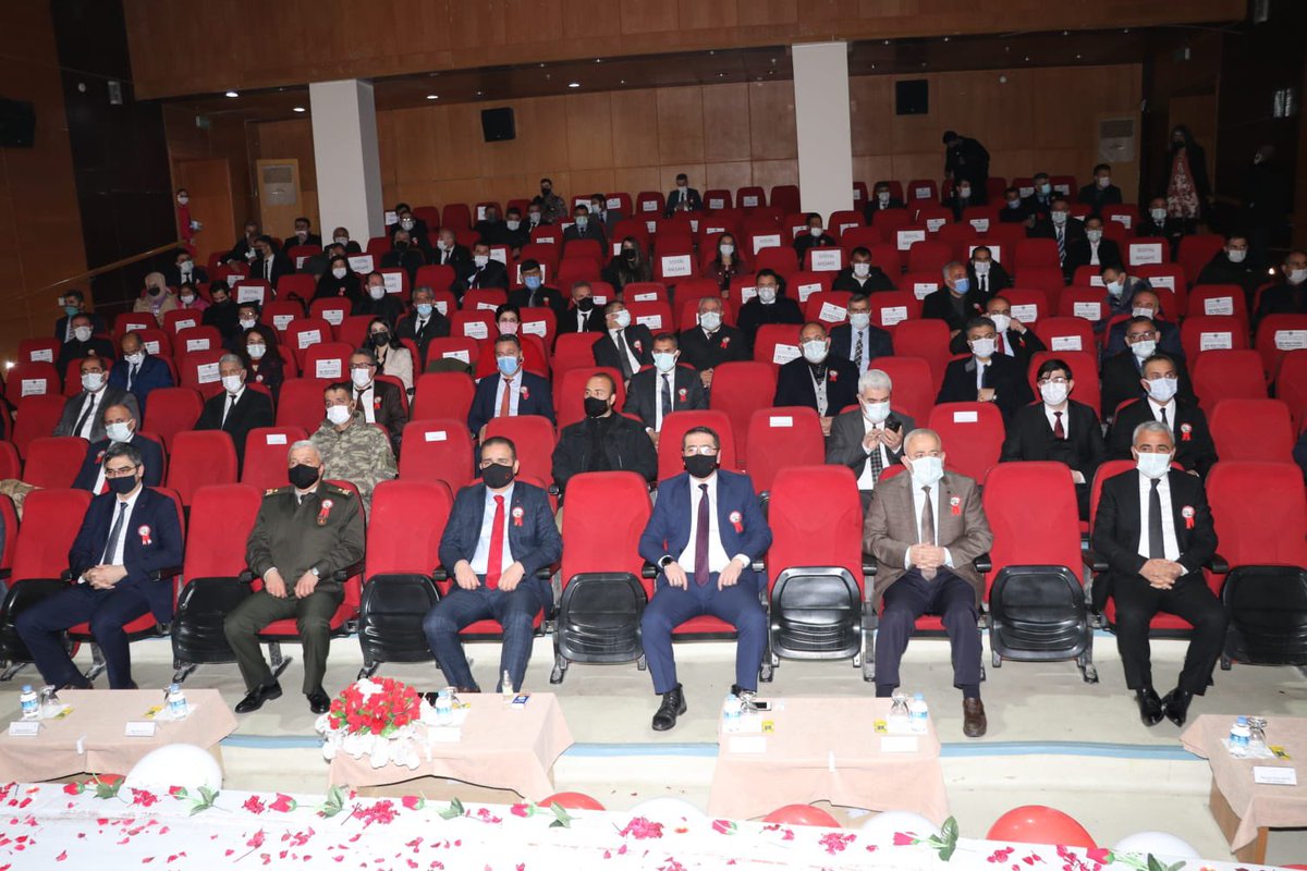 12 Mart İstiklâl Marşı'nın Kabulü ve Vatan Şairimiz Mehmet Âkif Ersoy'u Anma Günü programı, Valimiz Sn. <a href="/idrisakbiyik/">Dr. İdris AKBIYIK</a>’ın teşrifleriyle İl Müdürümüz Sn. <a href="/BilalGur30/">Bilal GÜR</a> ve İl Protokolünün katılımlarıyla gerçekleştirildi. 

<a href="/tcmeb/">Millî Eğitim Bakanlığı</a> <a href="/ziyaselcuk/">Ziya Selçuk</a> <a href="/safran1958/">Mustafa SAFRAN</a> <a href="/omerinan06/">Ömer İNAN</a>