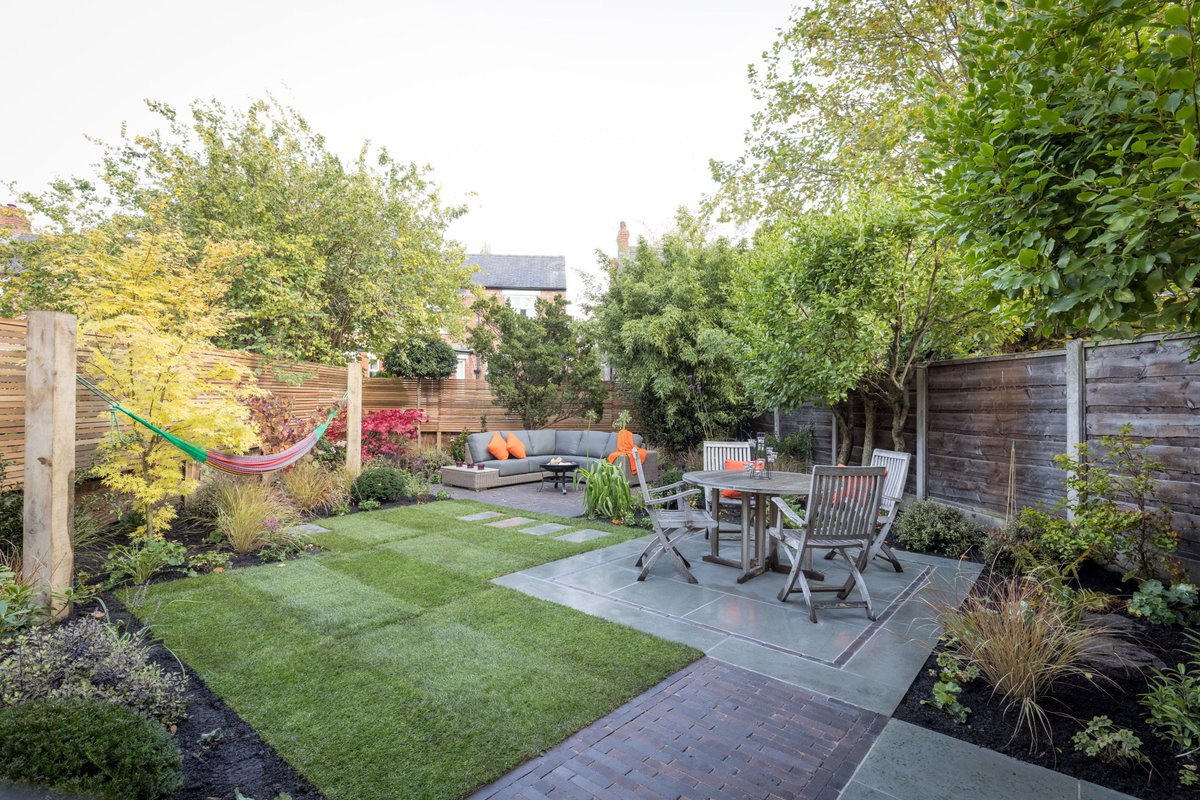 Helen Elks-Smith tweet media