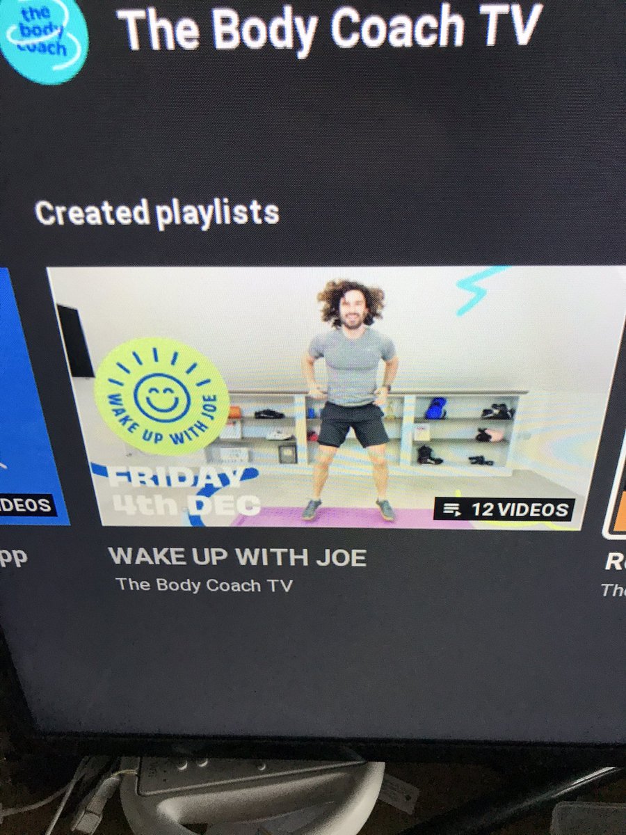 Jacquel80569999's tweet photo. This morning we did a past wake up with Joe session to get us motivated and ready for the day. Positive minds ready to begin our learning at home @thebodycoach https://t.co/okOUYhHqRX