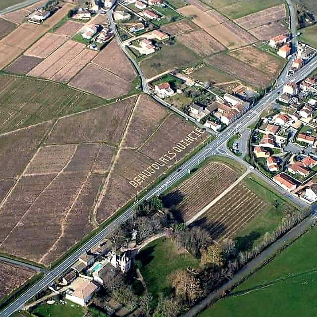 Une autre façon de voir les cru du Beaujolais prise par David Rongeat en ULM