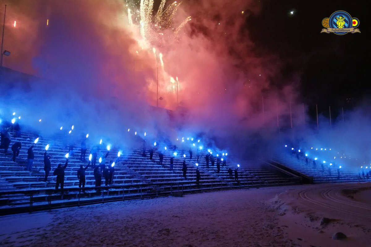 Sofialaktaren1's tweet image. Stockholms Stadion vid tolvslaget inatt. DIF 130 ÅR!