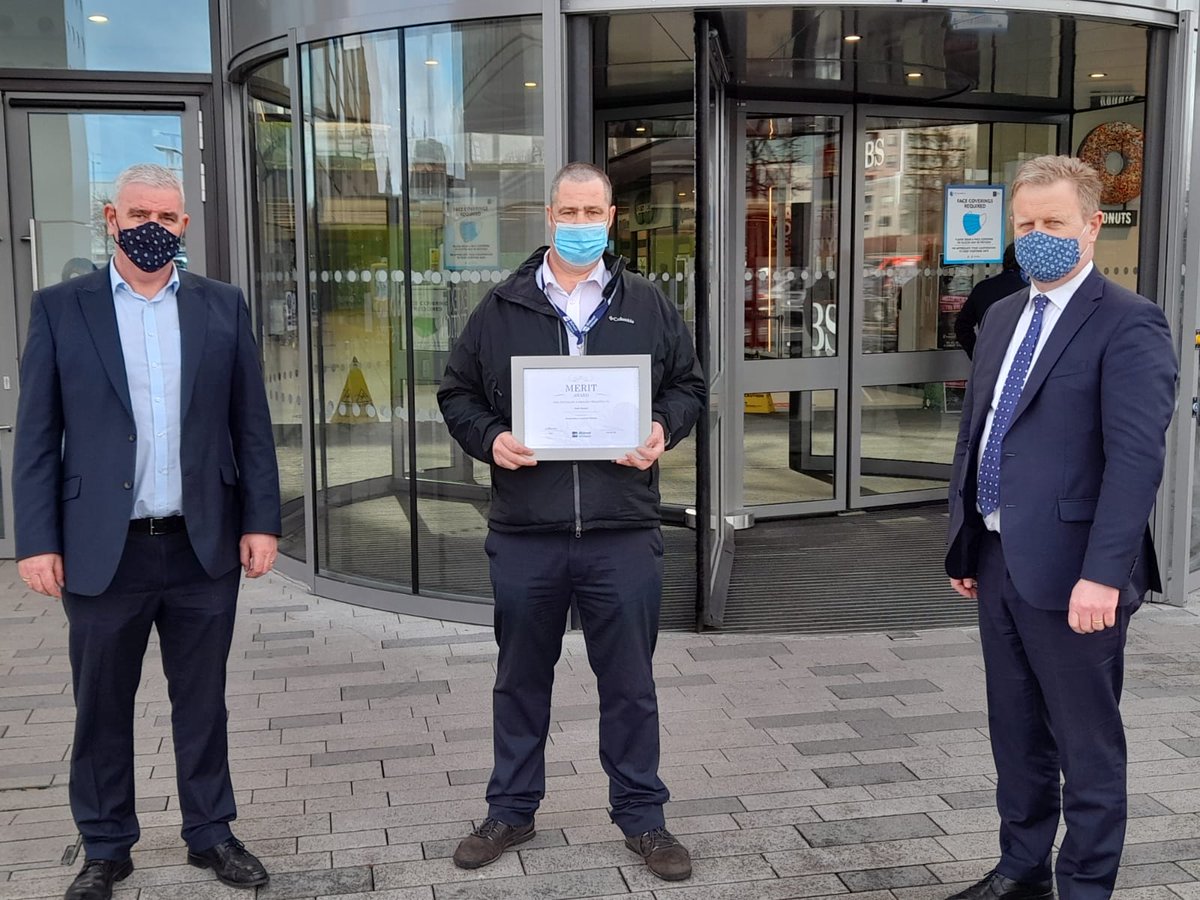 Kevin Barrett, who recently assisted a customer who went into unexpected labour at @blanchcentre, is pictured here receiving his merit award alongside Site Security Manager, Alan Harte, and the General Manager of Blanchardstown Shopping Centre, Joe Gavin. #peoplefirst