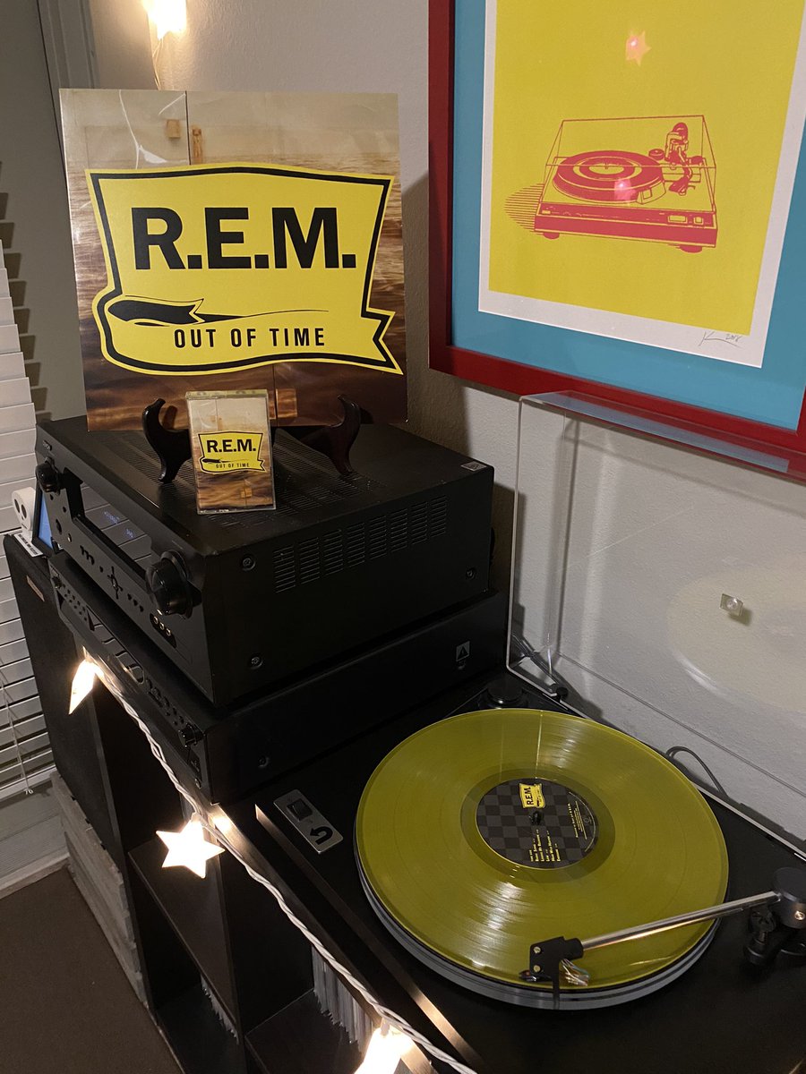 evilive7's tweet photo. March 12, 1991
Happy 30th birthday to Out Of Time, the seventh album from R.E.M. The last 4 tracks on here are all way up on my All Time Favorite R.E.M. Songs list.
@remhq @m_millsey #rem #outoftime30 https://t.co/xld6xIeAWj