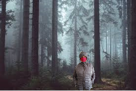 AnnarosaBrito's tweet photo. GUTE NACHRICHTEN
Frau, die sich nicht an die in der
#Schweizerischen #Bundesverfassung verankerte
#Kleidervorschrift hält, wurde im Wald gesichtet.
Bitte um schonendes Anhalten.
Danke. https://t.co/Ol6zKY63Kb