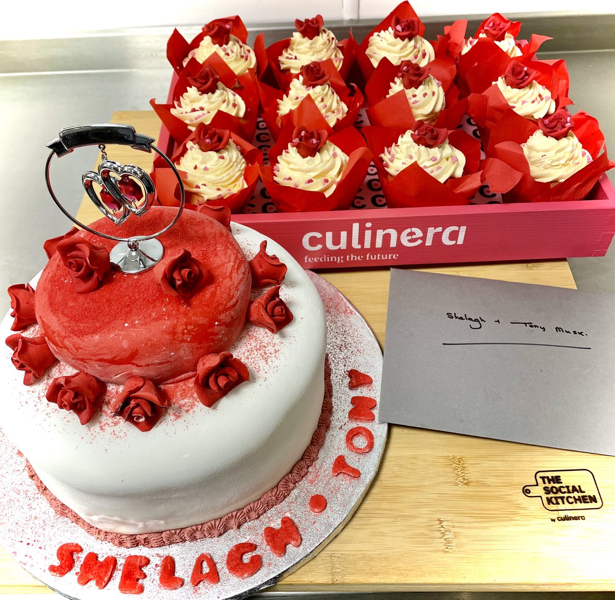 Our little congrats to our lovely client celebrating her 40th wedding anniversary.