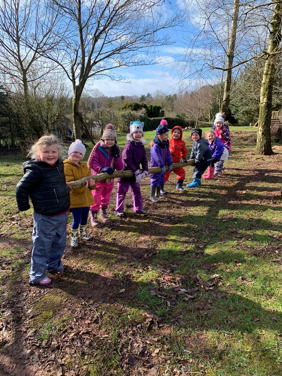 StanleyHeadOEC's tweet image. Back doing what we do best, supporting schools with their outdoor learning! These lovely children got so much out of their time outdoors learning about materials, structures + #history, and re-connecting with each other. 

#science
#outdoorlearning
#stokelearning
#saveoutdoored