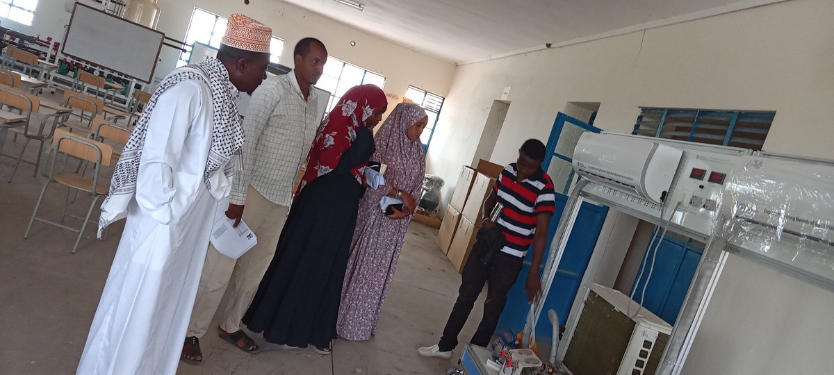 Maryamhussein_'s tweet photo. Today,with my team we had fruitful discussion with Ijara DCC Issack Keter on strategizing effort to promote enrollment, retention and Transition of girls in schools.We later visited Ijara TVET where 27 girls under LMS project are anticipated to transit and  take various courses. https://t.co/U39s8hz0v5
