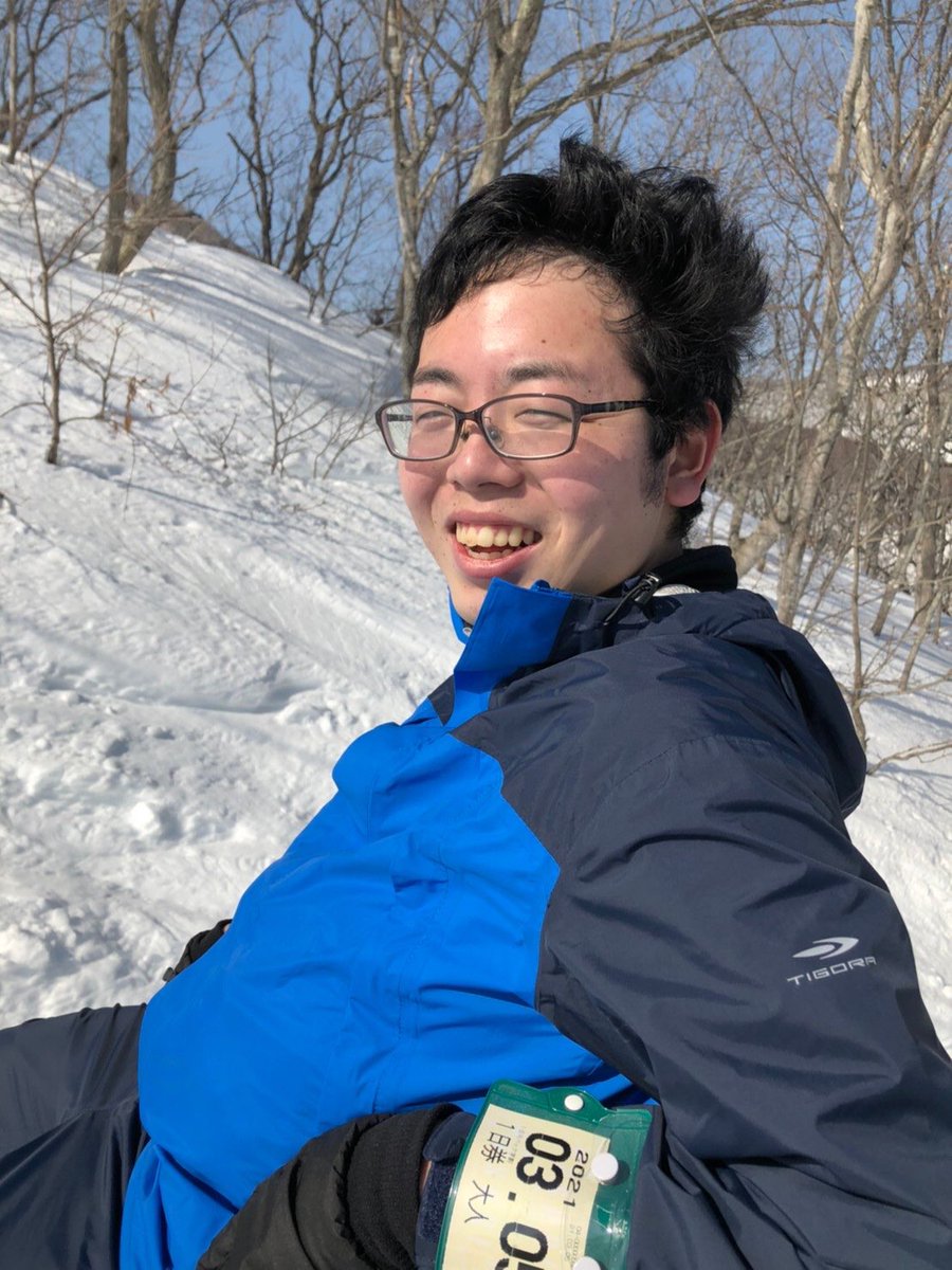 hokudainanntei's tweet photo. 【部員紹介】
新2年目　出口 将斗
宮城県 仙台第三高校　後衛
水産学部 海洋生物科学科

2年目の中で大きな発言力を持つ。入部当初は「受験とコロナ期間で運動してないから今1番太ってるんだよね」と言っていたが、そこから見事に10kgの増量に成功。角界入りする日も近い。 https://t.co/fUgvmFw07F