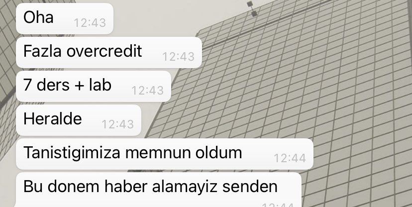 Hoşcagalın ben gidiyom <a href="/corcoros/">Barbaros</a>