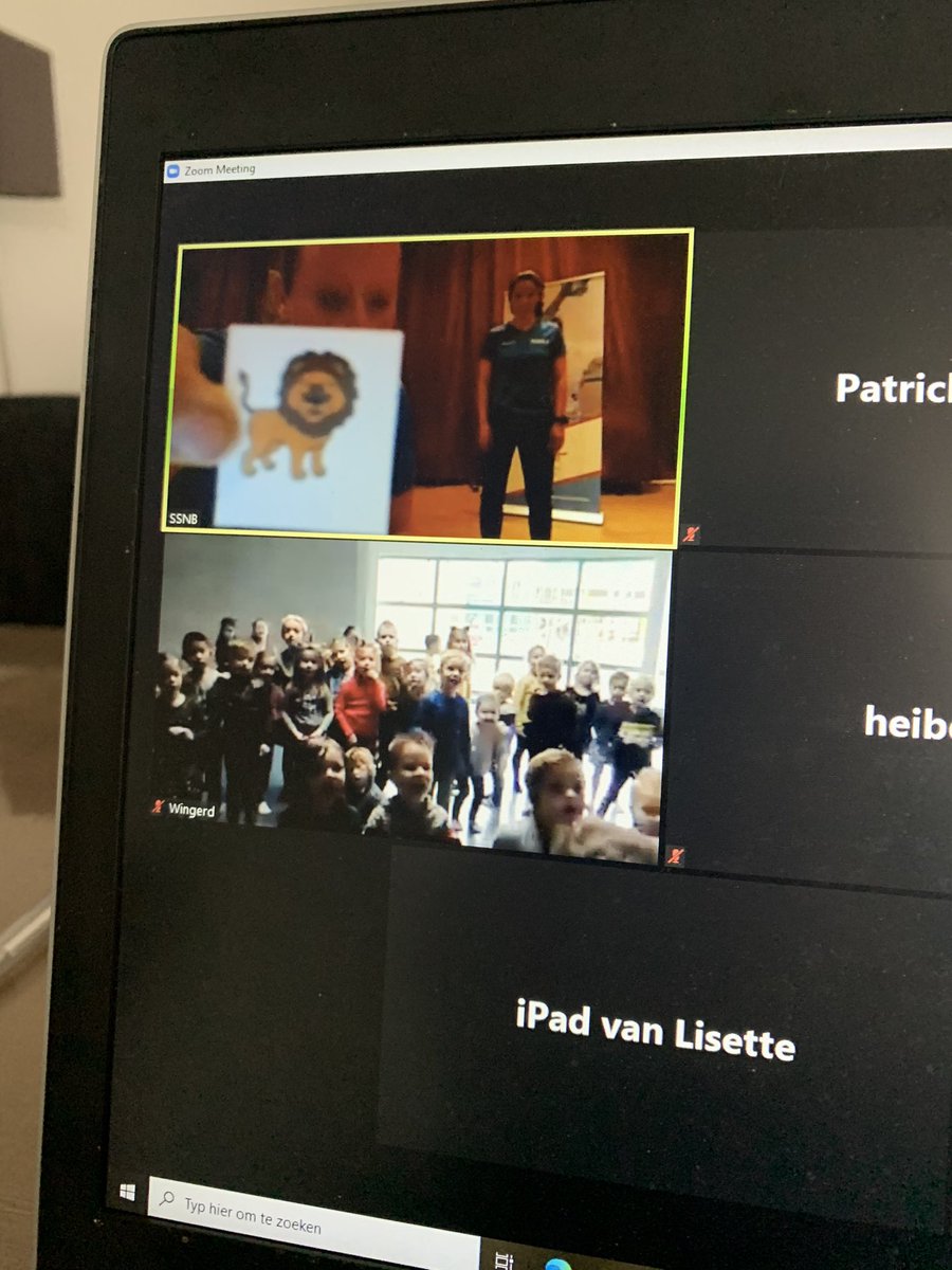 Klerk10's tweet photo. Unieke beweegbingo in Roosendaal! Vandaag doen maar liefst 1800 kinderen tegelijk mee aan de ‘online’ beweegbingo tijdens de Roosendaalse Fitweek! @JOGGNL @rsdbeweegt @gem_roosendaal @ssnb_nb https://t.co/MBh572WUBI