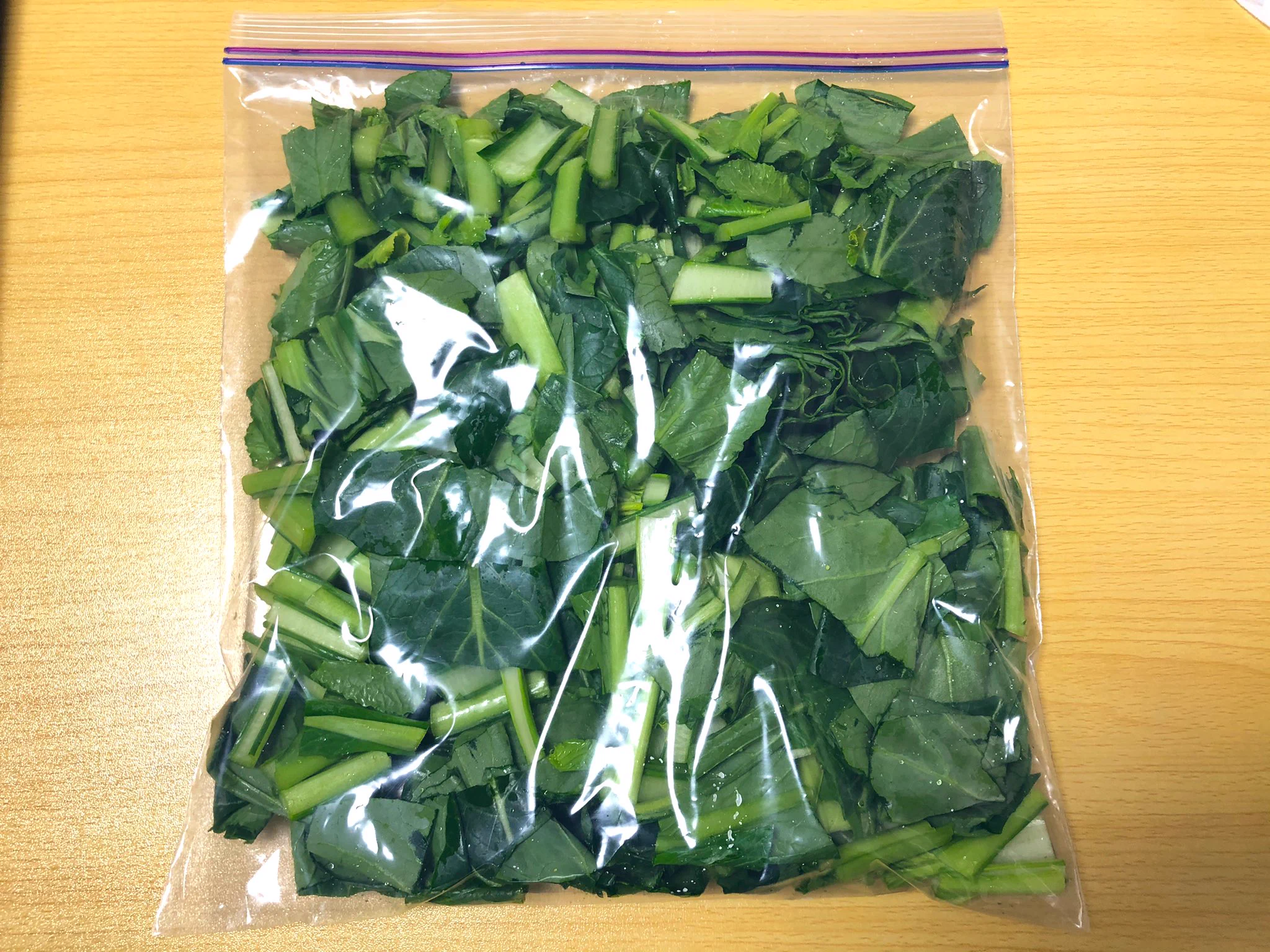 小松菜が食卓で大活躍！生のまま冷凍できる＆凍ったまま使える万能食材として注目！！