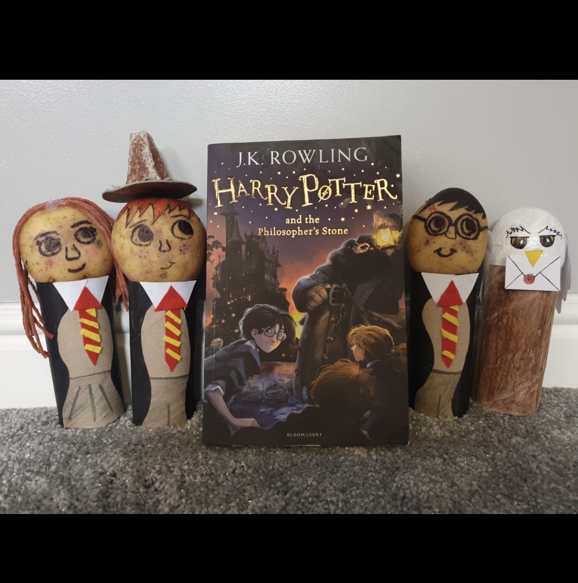 stjohnseagle's tweet photo. World Book Day Winners

We have picked two overall winners of our competition:

Congratulations to Ellie in 7H, your Harry, Hermione, Ron and Hedwig were all magical. 

Congratulations to Sasha in 8A, we absolutely loved your caterpillar.

Well done everyone! https://t.co/Nkxls2rXNl