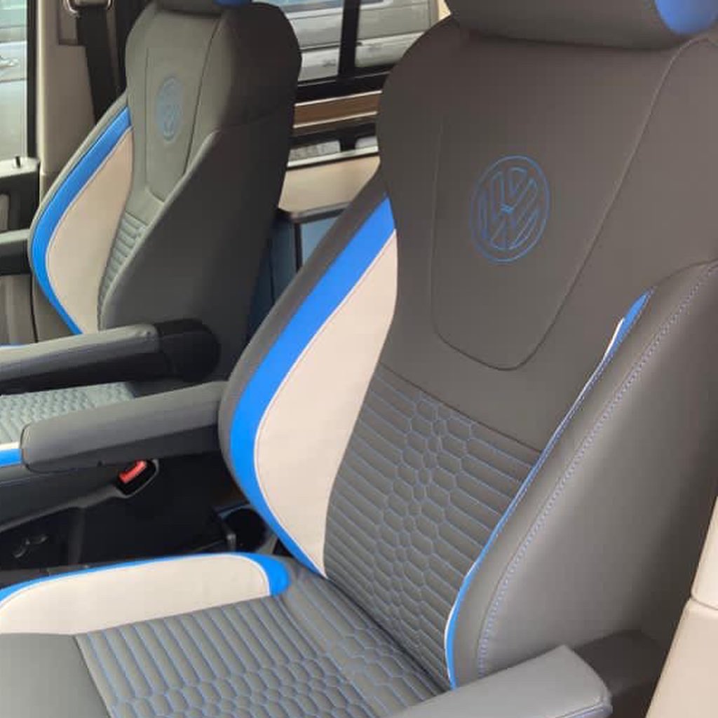 VisionLeisure's tweet photo. Another busy week here at Vision! Another pair of Recaro upgrades on a T6. These colours compliment each other nicely 💙 #campervanupholsteres #autotrim #autotrimmer #recaro #recaroseats #recaroseating #vwt6 #vw #vwcamper #vwtransporter #vwt6club #vwconversions https://t.co/l0E4otWsJG