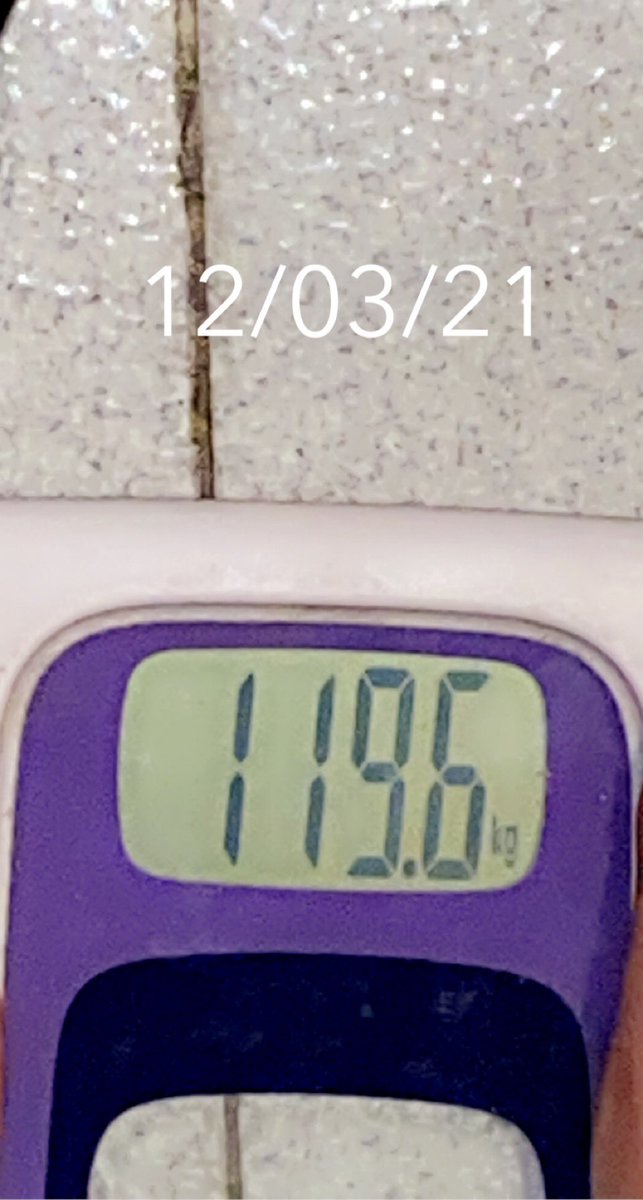 AmineDemars's tweet photo. J’ai commencé un régime -4,2 kilos la premiere semaine, premier objectif 110 https://t.co/FiLeP4EbzM