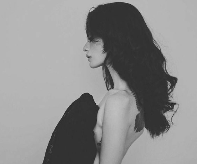 DarkHunger's tweet photo. Darkness hides all our secrets. Light confides our every truth.

Amethyst Thornheart • Dark Elf • Vampiric • Bloodlust •

• Mature Roleplay • Adult Content • Original Character • #Lighter https://t.co/oSGZZUNA6D