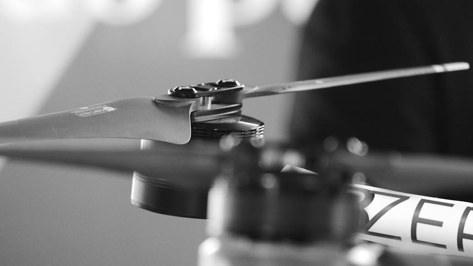 ToscanaBXL's tweet photo. Complimenti a AbZero startup toscana che conquista il primo gradino del podio nel concorso europeo #MyGalileoDrone promosso dall’Agenzia Europea per il Sistema di Navigazione Satellitare Globale .@EU_GNSS 👉https://t.co/DbyKKhBIEx https://t.co/cy3LHluXdh