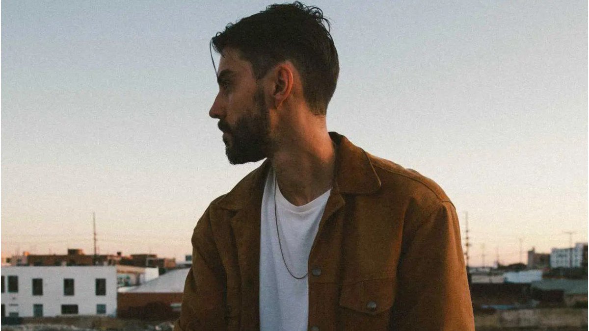 FM Meets: LO Fills Us In On His Brand New LP &amp; Future Plans

"Night Owls is a collection of tracks that I’ve written strictly after dusk. I just allowed my thoughts to flow and tried to capture a raw, melancholic vibe."
famemagazine.co.uk/fm-meets-lo-fi…
<a href="/listentoLO/">LO</a>