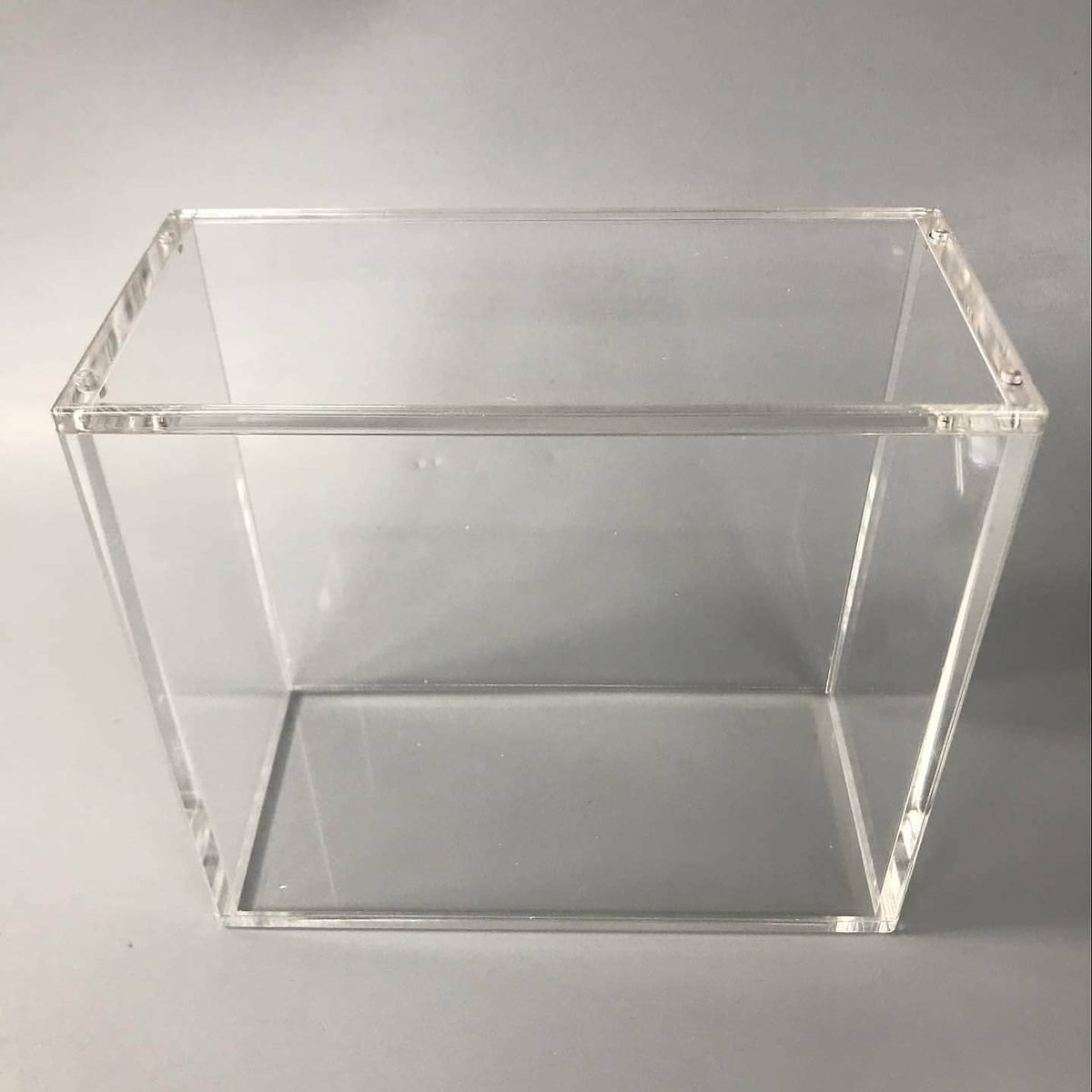 EmilyYe43046150's tweet photo. Acrylic ETB box, acrylic pokemon booster box
#gamebox #gameboy #nintendo #jualgameboy #gameboysupreme #supgamebox #jualgameboysupreme #jualgameboymurah #supermariobros #dirumahaja #jualsupgamebox #jualgamebox #jualnintentendo #jualmainananak #mariobrosgame #mariobros #mariobross https://t.co/UKBBOdRcvM