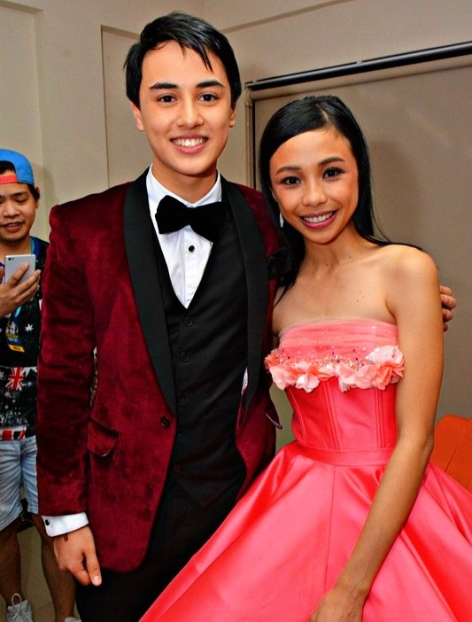 flyer_chavz's tweet photo. WAS,IS AND WILL ALWAYS STAND STRONG WITH MAYWARD! 🛫❤

@maymayentrata07 @Barber_Edward_ 
#MayWard https://t.co/MWdjOZmED5