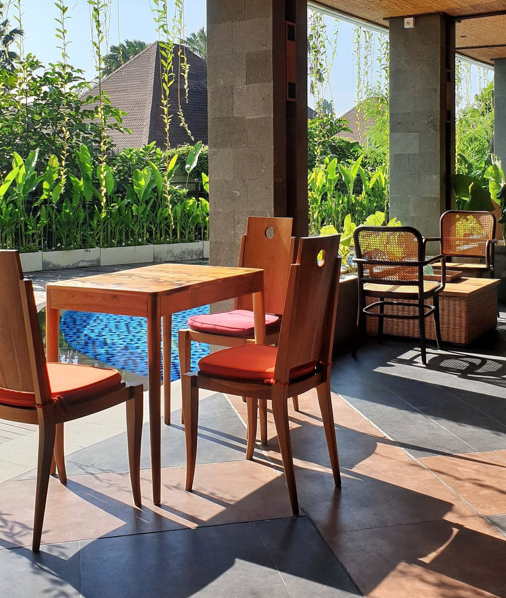 KayumasResort's tweet photo. Mindful Friday...

#kayumasseminyakresort #kayumasresort #architecture #bali #architecturebali #archdaily #baliresort #villainseminyak #moderndesign #tropicaldesign #tropicalparadise #industrialstyle  #designinterior #myinterior #architectureanddesign #inspirations #openingsoon https://t.co/2cHfs1ZRYA