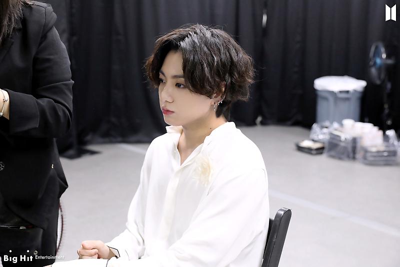 PHOTOS] 210312 @BTS_twt – FULL THREAD – (11) [#BTS] Life Goes On
