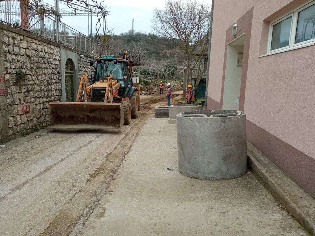 EndrinGjipali's tweet image. Punë dhe dinjitet! #SpigaSRL #EdicomShPK