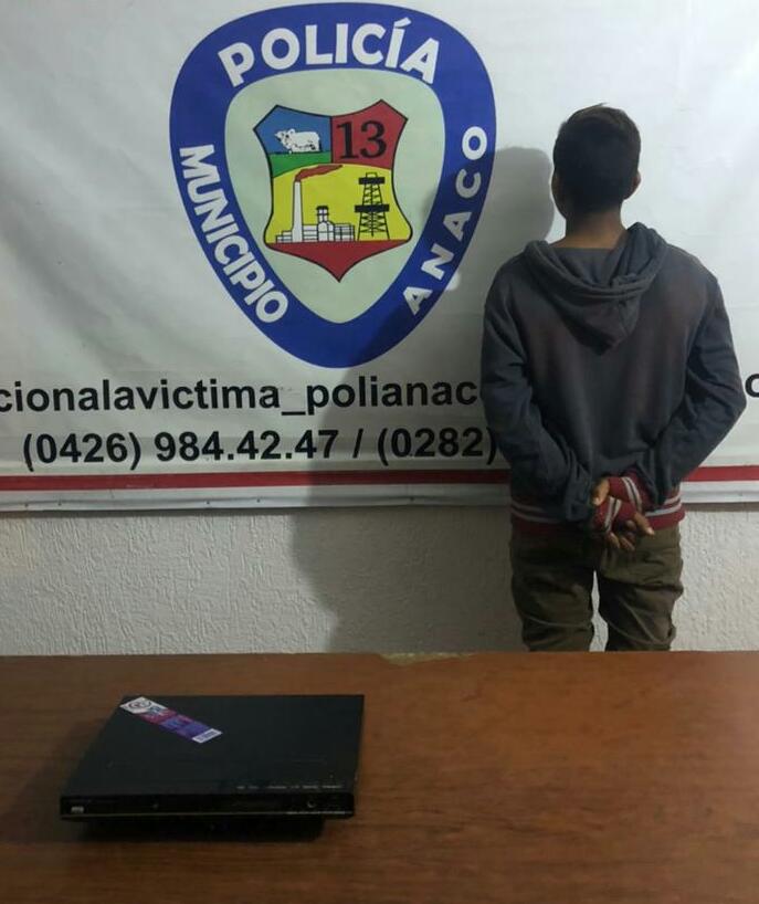 Polianaco tweet media