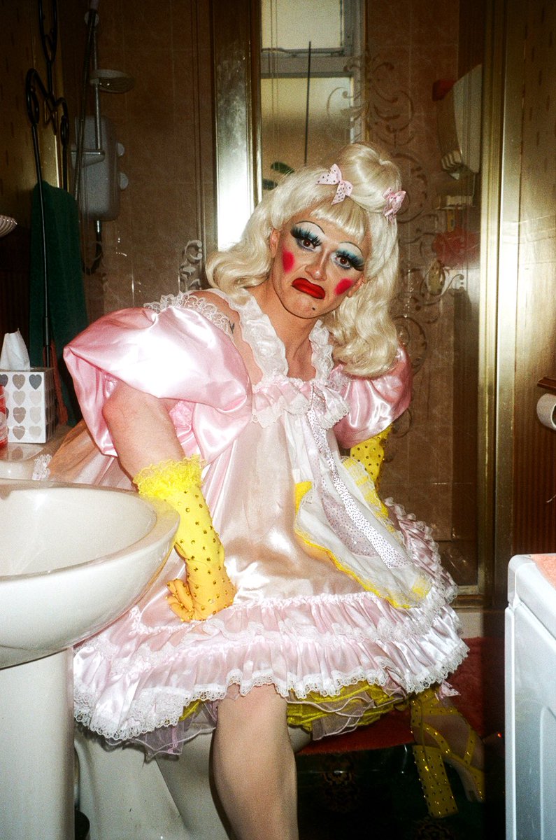 BÎмÎηÎ tweet media