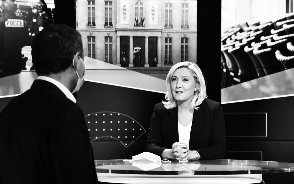 MLP_officiel's tweet photo. 🙏🏻 Merci à tous ceux qui m’ont suivie et encouragée hier pour #FaceÀBFM. Votre soutien m’est précieux. 

C’est notre cohésion, notre détermination et notre amour du pays qui nous porteront jusqu’à la victoire ! MLP https://t.co/GKRzgmJRSm