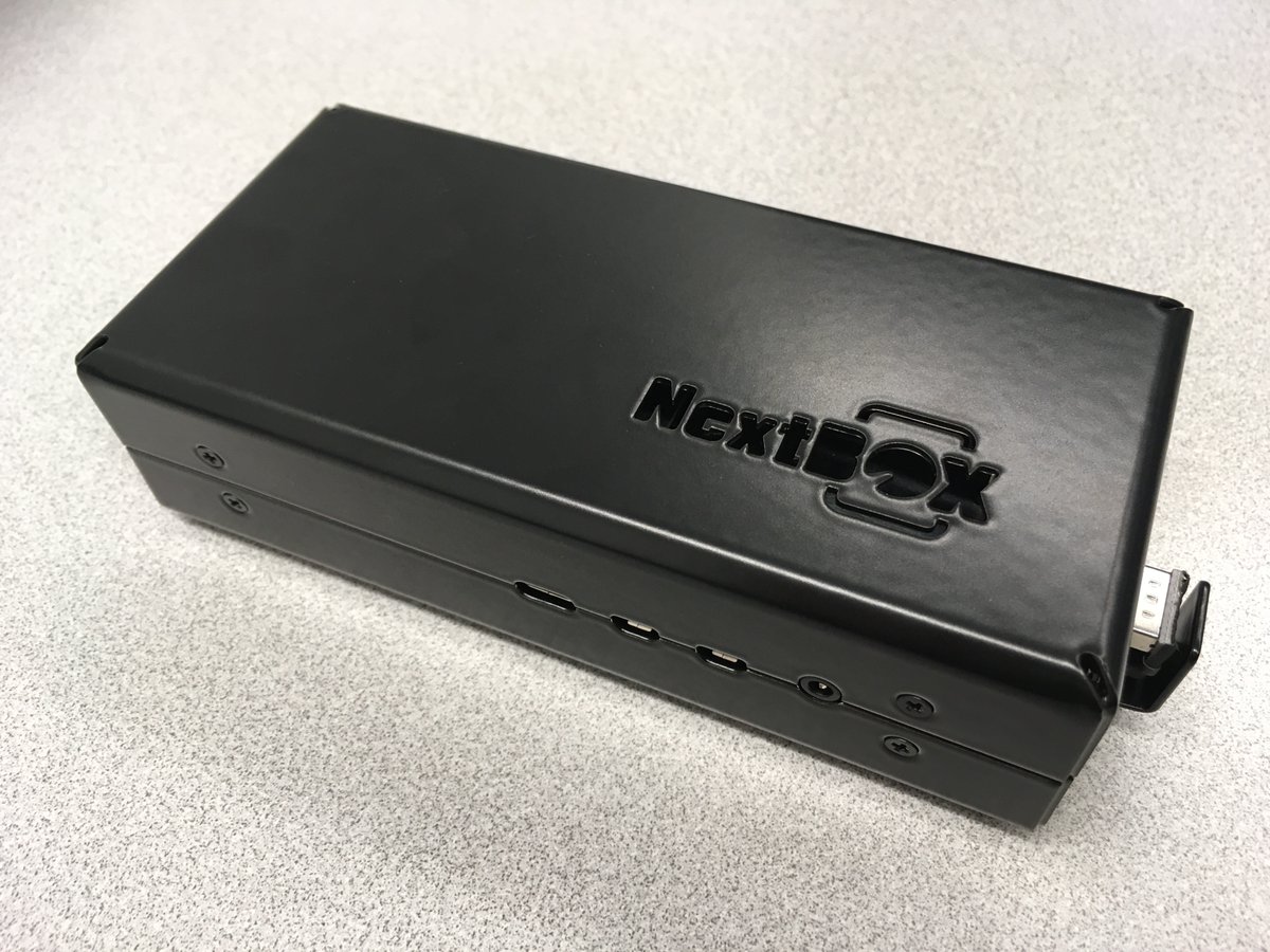 nitrokey's tweet image. Yeah! Yesterday we got some more casing samples. So this is what the finished NextBox can look like. What do you think?

#nextbox #nextcloud #nitrokey #opensource #kickstarter