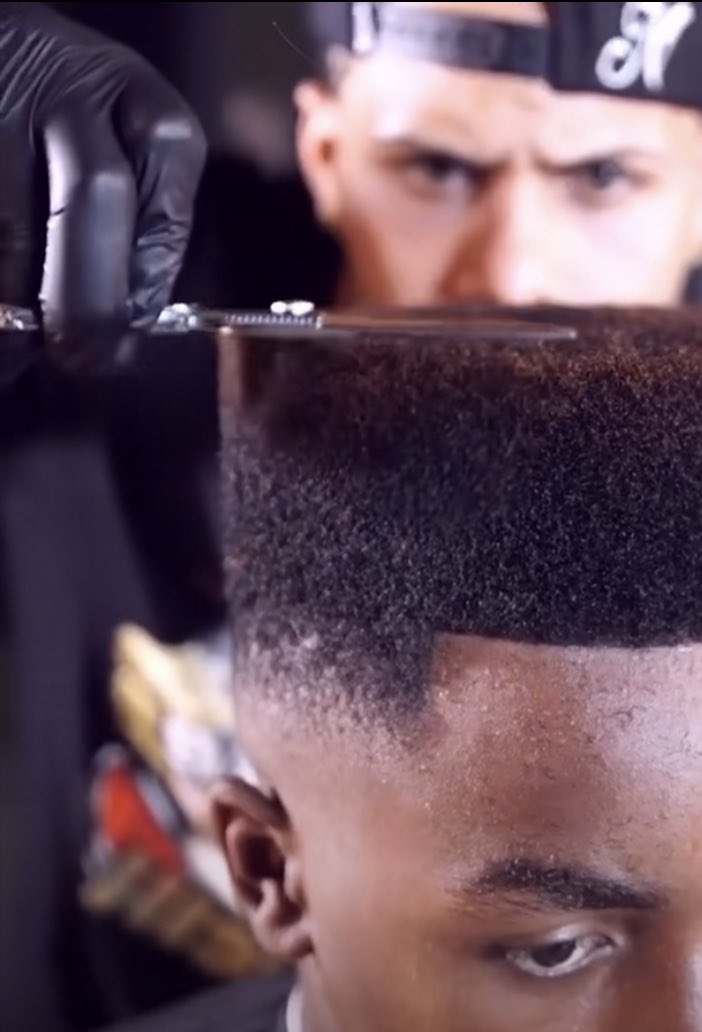 InvertsAlt's tweet image. If you DONT like this will be your hair cut for the rest of 2021 😱🥶🤯