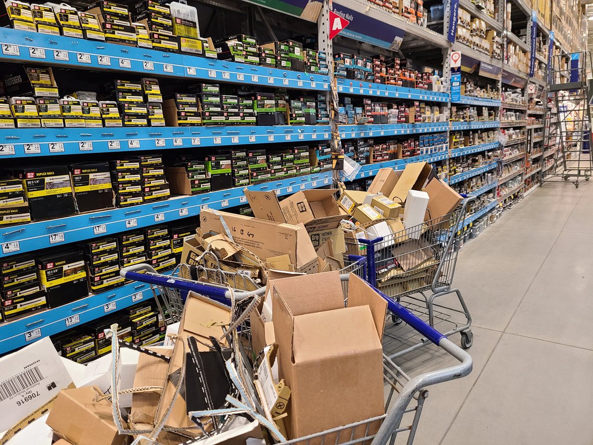 Great job with another #Cardboardchallenge this week in Eatontown. #fasteners
<a href="/AndrewsP26/">Paul Andrews</a> <a href="/JaneenV_HRBP/">Janeen Valdes</a>