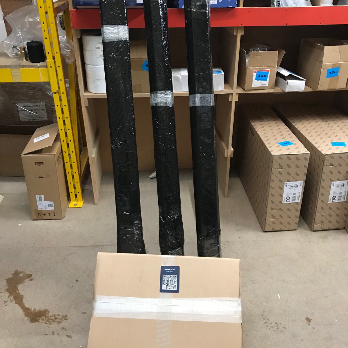 Plumbforless's tweet photo. The final featured dispatch of a busy week! 🪠 

Big Copper job heading down to Oxford. 🇬🇧 

Bundle includes , 72metres of 28mm Tube and @mpressfittings 🧰 

Have a great weekend everyone... 🍻 https://t.co/PdoORlVMiI