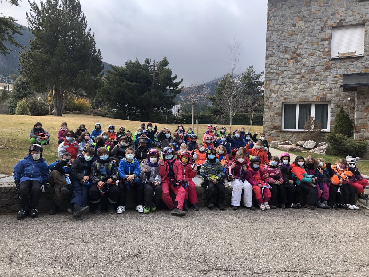 ski_week's tweet photo. Hem arribat al final! Ooooohh!
El curso que viene más!!!
We’ve had a great time!!! https://t.co/9MmkmOXQ2b
