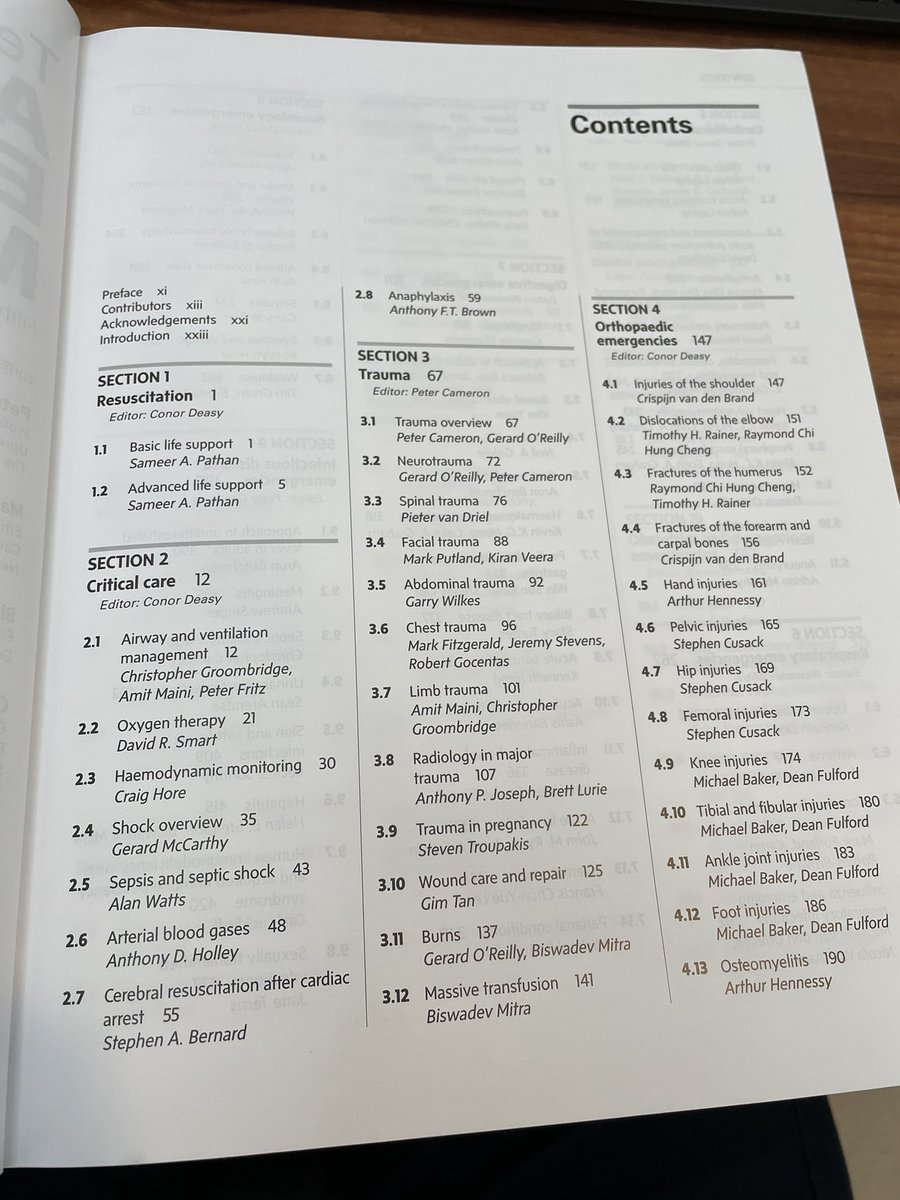 This just landed in the door today. Hugely proud that so many Irish Emergency Medicine doctors have contributed to this textbook...and 5 authors from <a href="/CUH_Cork/">Cork University Hospitals</a> alone! <a href="/AssocEmergMedIE/">IAEM</a> <a href="/drconordeasy/">Conor Deasy</a> <a href="/profcusack/">Stephen Cusack</a> <a href="/dramfm/">A Watts</a> <a href="/IomharOSullivan/">Íomhar</a> <a href="/fogarty_eoin/">Eoin fogarty</a>