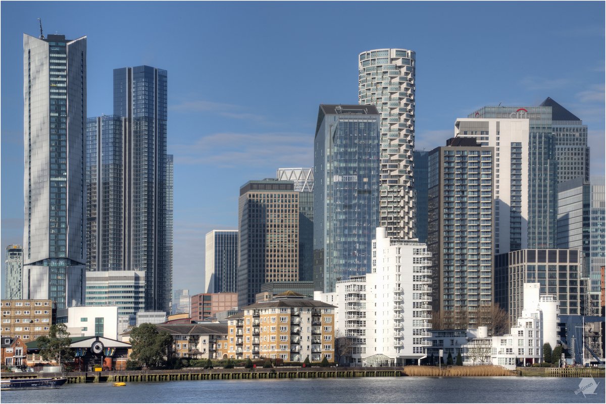 A view of #Docklands seen from #NorthGreenwich featuring from left to right #TheMadison, #SouthQuayPlaza, #DollarBay, #OneParkDrive, #WoodWharf and #CanaryWharf. #E14 #Towers