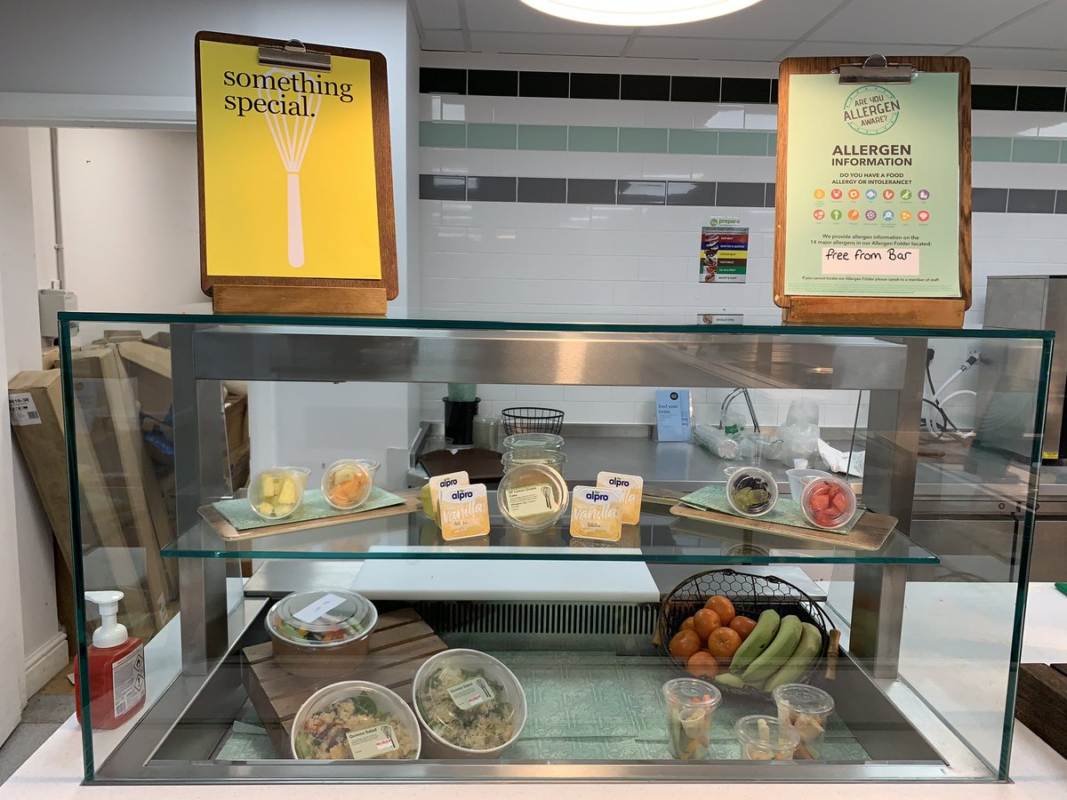 Our new free from counter at Surbiton looks delicious. If you have a dietary requirement/allergen head over to the new counter to be served by our dedicated allergen champs pan fried plaice with tomato raita or grilled chicken with summer salsa <a href="/spj_cook/">Simon Cook</a> <a href="/m_pateman/">Mark Pateman</a> <a href="/chartwellsUL/">chartwellsindULGROUP</a>