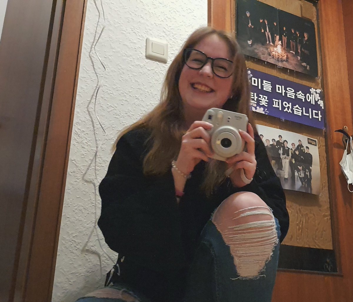 musicissuga's tweet photo. Yₒᵤ’ᵣₑ ₛₒ bₑₐᵤₜᵢfᵤₗ

ᵢ cₐₙ’ₜ ₜₐₖₑ ₘy ₑyₑₛ ₒff yₒᵤ

#monbebeselcaday #yookihyun https://t.co/RgYVWM50N1