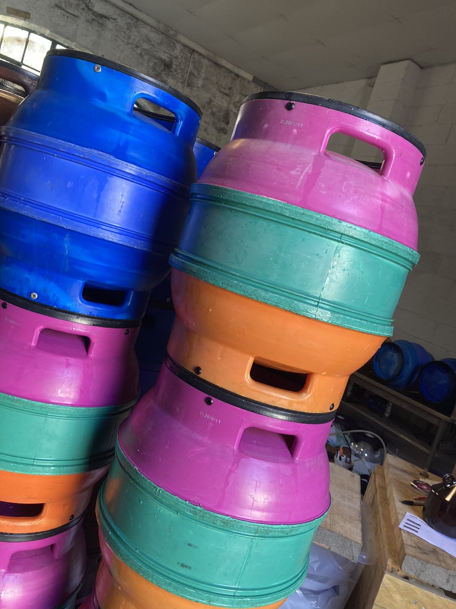 It’s cask wash Friday!

Getting these bad boys cleaned and ready for filling again with delicious beer!

This also means I need them all back. So if anyone has one in their cellars give me a shout.

Thanks Ben

#cask4life #slowbeer #smallbatch #madeinderbyshire #withlove