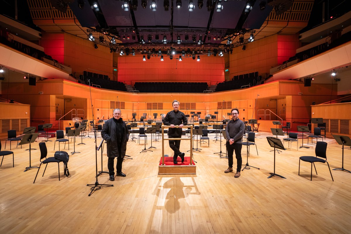 The Royal Scottish National Orchestra will premiere a specially commissioned orchestral work to mark 80 years since the tragic Clydebank Blitz attack of 1941, this coming weekend. Read more here: rsno.org.uk/?p=26512 #Clydebank