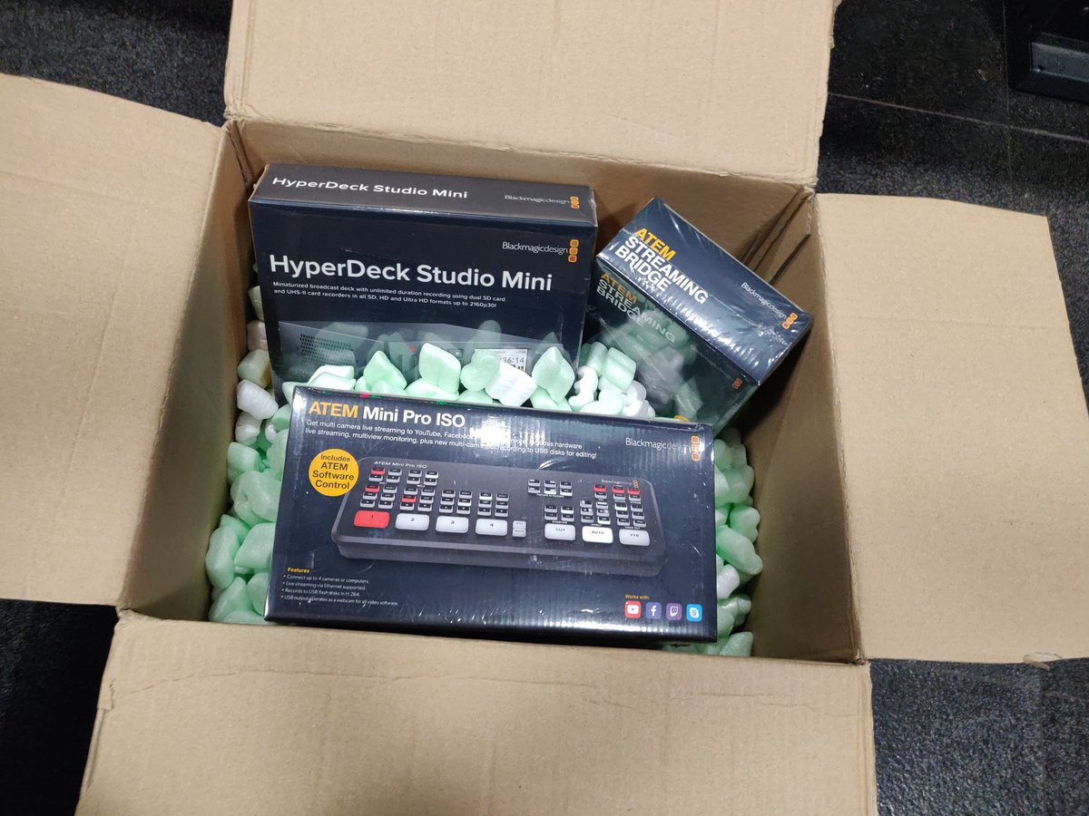 JamieCarterAV's tweet image. Nothing better than opening up new equipment! #AVtweeps #VirtualEvents #BlackmagicDesign