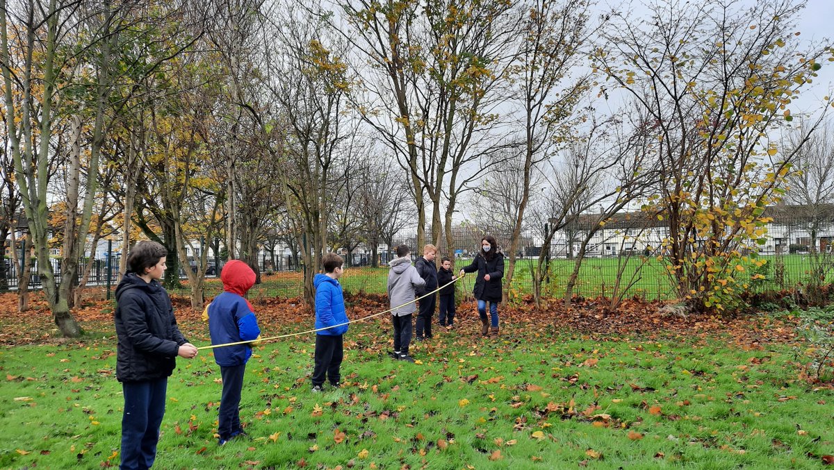 SculptureDublin's tweet photo. Artist @BredaMarron has been commissioned to create a #sculpture for the new #Ballyfermot People's Park.
 
Breda is inviting the community to respond to a short questionnaire!
 
📍Do you live or work Ballyfermot?
💡Share your thoughts 👉 https://t.co/LjXyJ1zUWV https://t.co/Ie3rPDbyNG