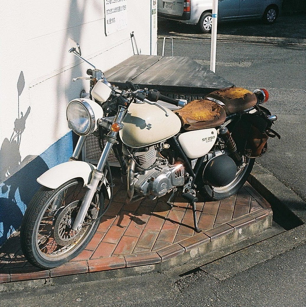 Grosses_Wasser's tweet image. まだ走る？
#photography #RobotStar #Xenar38mm  #SUPERIAXTRA400 #フィルムカメラ #フィルム写真 #ましかく写真