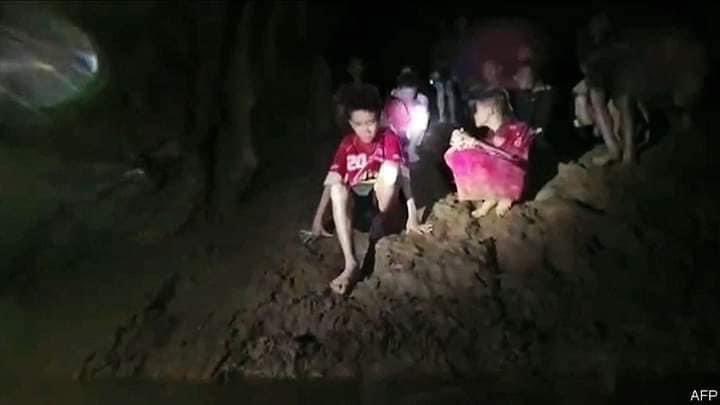 JustinMilliar's tweet image. When the 12 Thai children were trapped in a cave, the whole world came to their aid IMMEDIATELY!!

When dozens of Myanmar are being killed by the illegitimate Military Coup, THE WORLD IS WATCHING!!
#HowManyDeadBodyNeededForUNtoTakeAction
#Condemnation_plus_ACTIONplease
credit