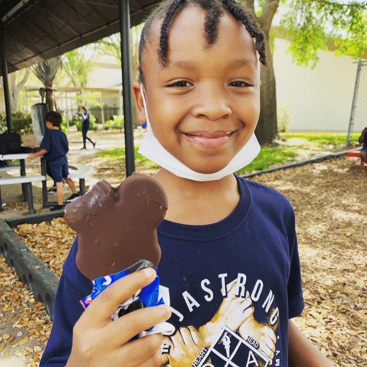 DiscoverOJA's tweet photo. #icecreamparty 
#discoveroja
#ojastrong
#amazingishappening
#adventhealth
#disney
#mickeymouse
#floridaconferenceofsda 
#adventisteducation https://t.co/Szc3AwOjeB