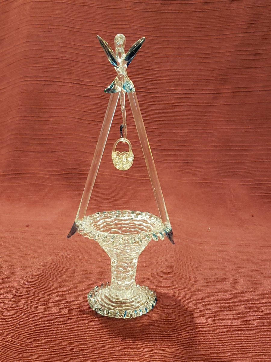 atticesoterica's tweet photo. Vintage Clear Spun Glass Wishing Well With A Clear And Blue Bird Wings Extended With Loose Hanging Bucket And Blue Accents https://t.co/3rmZs4e7XT #Collectibles #Antiques #Curios #Etsy #AtticEsoterica #Vintage #BestOffer #RemovableBasket https://t.co/jY7A1pDtPY