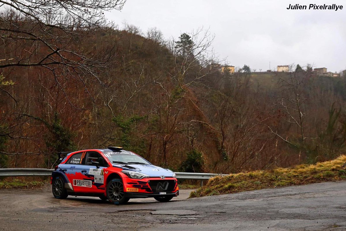 thierryneuville's tweet photo. Good day here at @cioccorally with @MWydaeghe and the #Hyundai #i20R5 👌🏼
Quickest at the shakedown this morning and stage win in SS1! A big day is waiting for us tomorrow with 9 stages at the program. Time to rest! 

#CioccoRally #HMSGOfficial #TN11 
📸 Julien Pixelrallye https://t.co/WH7AtEktZ0
