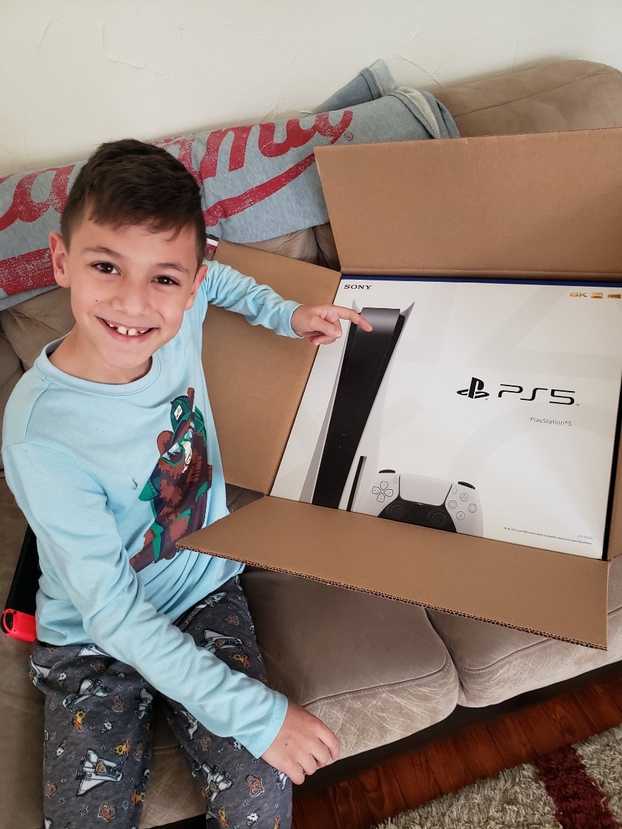 JeanneRobertson's tweet photo. @mattswider Thank you for the #ps5restock alerts! Wednesday afternoon's Sony Direct alert. Arrived this morning. This kiddo is off sick from school today with laryngitis. How convenient 🤔 #spoiled (Actually it's his Dad's. Let's see if he even gets a turn.) https://t.co/ZqEJRFmC67