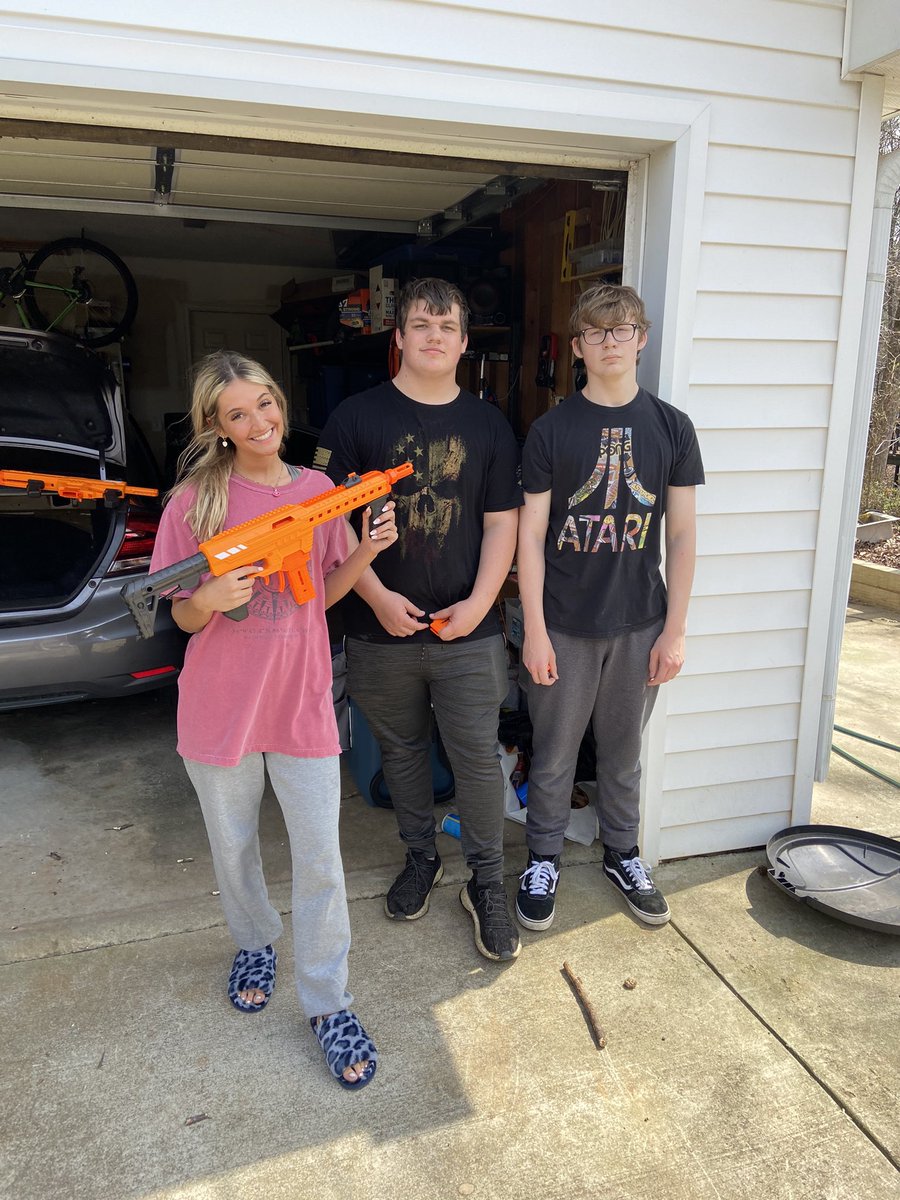 supersluts2's tweet photo. kv w the double kill sluts up 5v2 @D1Nerf https://t.co/lLJ3tjSjqh